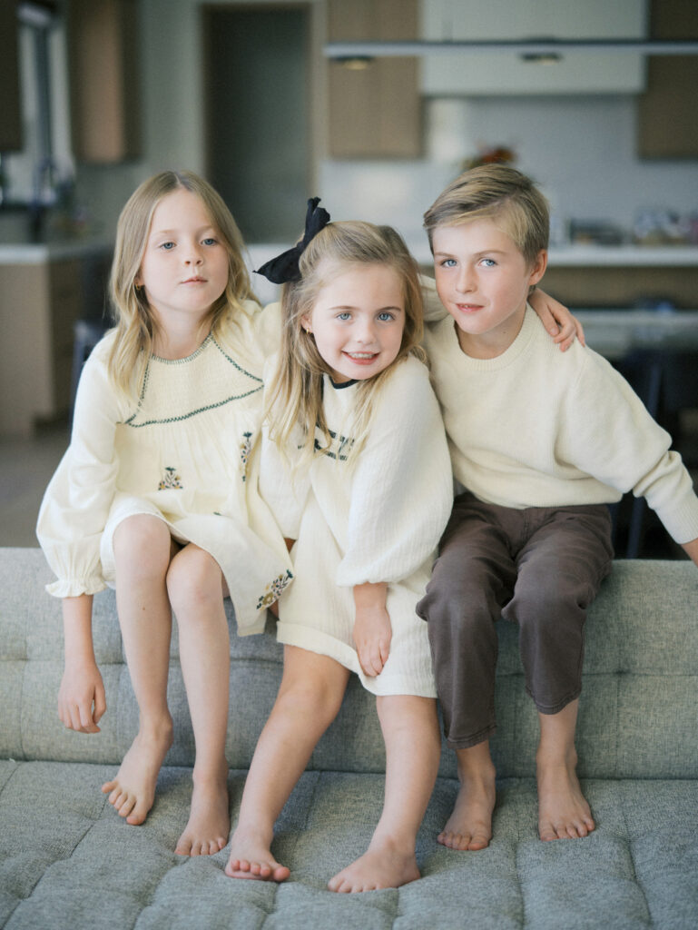 What kids can wear for family photos in Vancouver